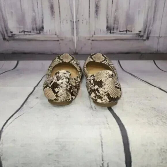 Lucky Brand Animal Print Flats - Picture 5 of 8